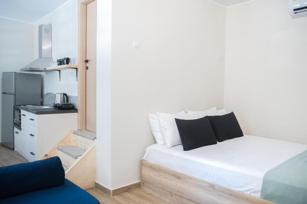 Agiopetra Lofts Apartment Kavala Exterior photo